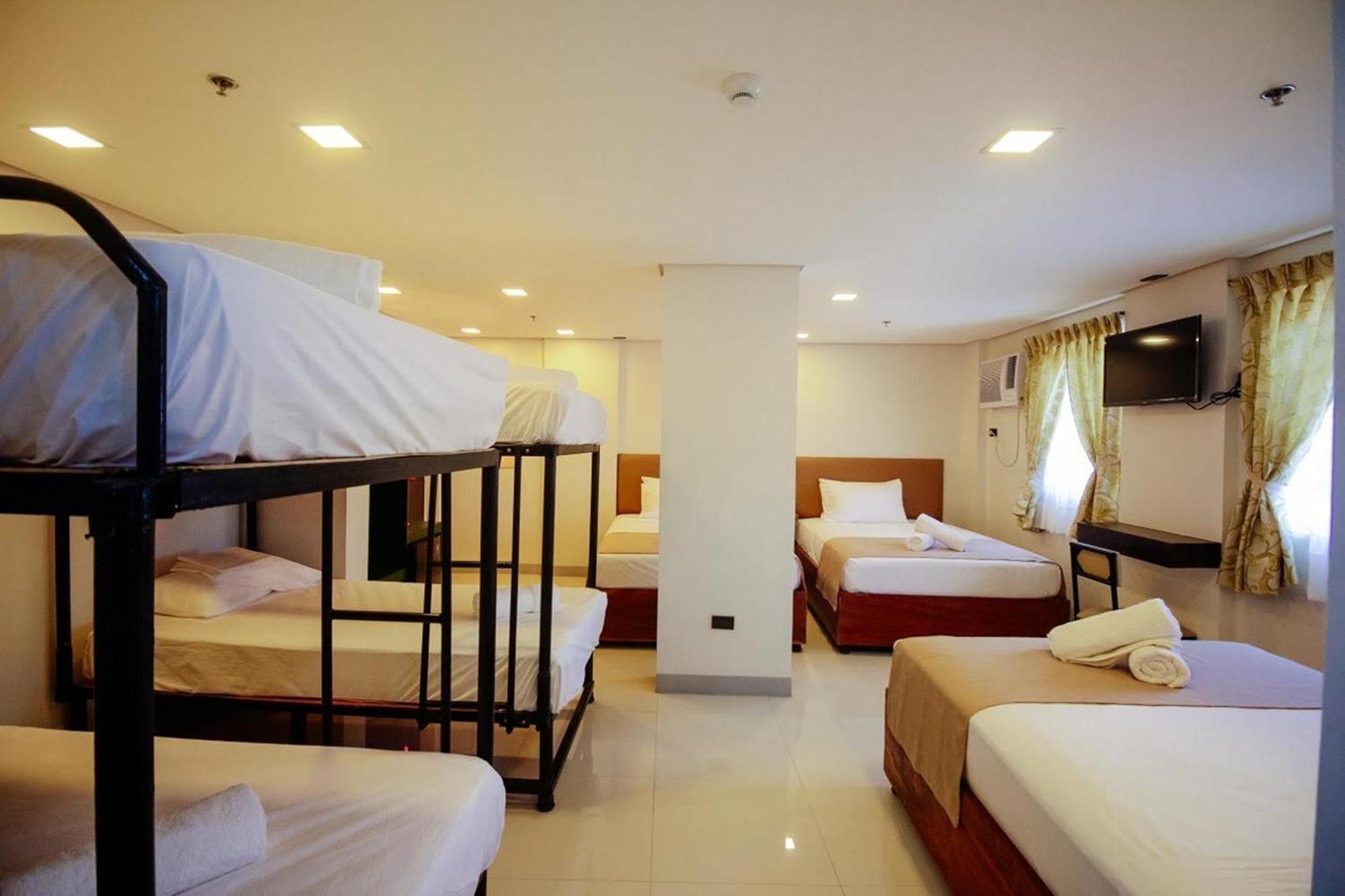 Belltower Csheli Suites Bantay - Vigan Eksteriør billede